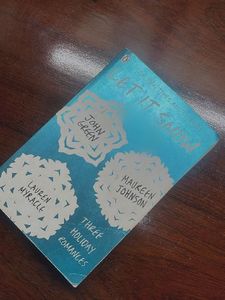 Let It Snow: Three Holiday Romances