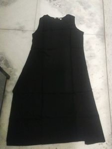 Swadesh Black Long A Line Slip