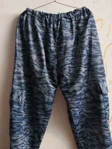 Stylish Camouflage Print Cargo Pants