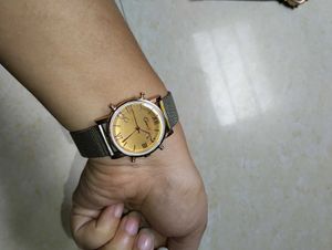 Stylish Women's Watch - Rose Gold
