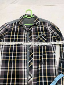 Classic Plaid Long Sleeve Shirt