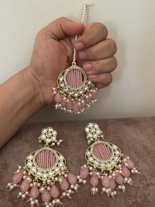 Stunning Pink Kundan earring with maang ti