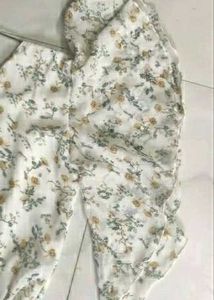 Floral Print Off-Shoulder top