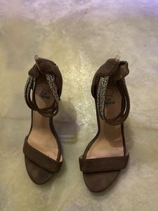 Stylish Embellished Brown Heels