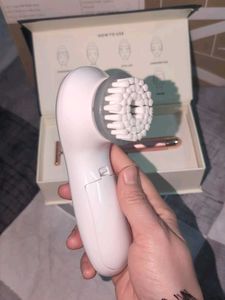 massager+ non battery brush