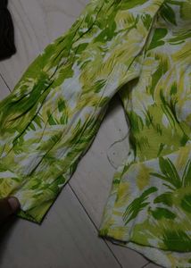 Vibrant Floral Print crop Shirt
