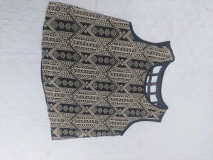 Unique Printed Sleeveless Blouse