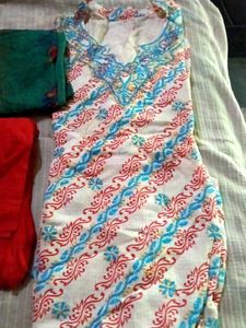 Embroidered Kurta Set with Dupatta size XXL