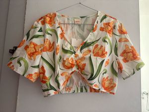 Urbanic Crop top
