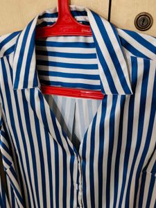 Chic Blue &amp; White Striped Button-Up Shirt