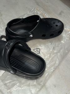 🔥 ORIGINAL CROCS CLASSIC CLOGS – BLACK 🔥