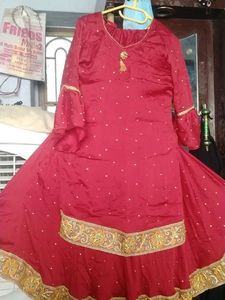 Q Beautiful Skirt And Kurta(Sharara).