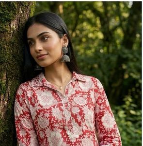 crimson floral hand embroidered Kurta set 👜✨♥️🦚