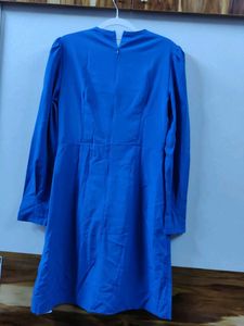 Elegant Blue Long Sleeve Dress