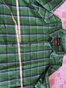 Green Plaid Long Sleeve Button-Up Shirt