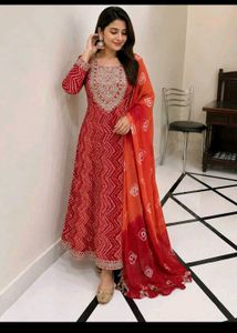 Elegant Red Bandhani Print Kurta Set with Dupatta