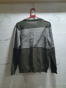 Price Drop Alert 🎉😎👍 Striped Olive Green TShirt