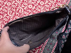 Chic Black Croc Embossed Bag - 🇹🇭 Thail