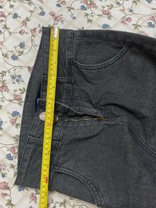 black high waisted jeans