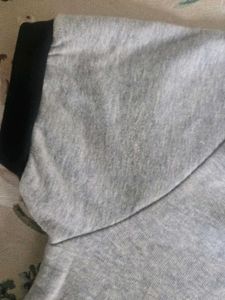 womans cropped Grey Polo T-Shirt