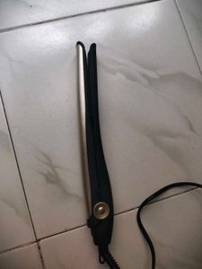 Geepas Ceramic Hair Straightener