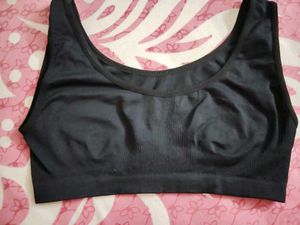 123.Comfortable Black Bra