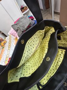 Chic Black Faux Leather Tote Bag
