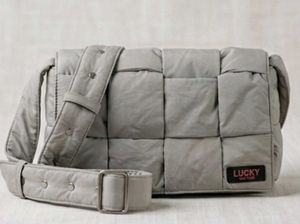 Stylish Quilted Crossbody Bag