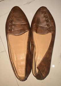 Stylish Brown Pointed Toe Flats