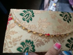 Gujrati Hand Purse 👛(New)