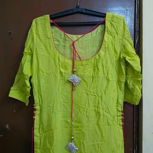 Beautiful Green Kurta Embroidery with palazzo