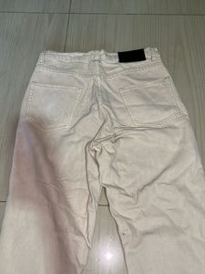Cream Relaxed Fit Jeans