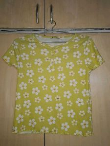 Cute Yellow Floral Print Top from ONLY Brand