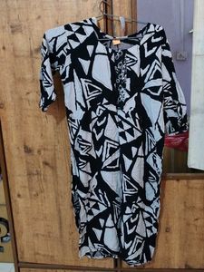 Printed Black & White Kurti
