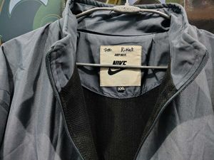 Nike Unisex Grey Windbreaker Jacket
