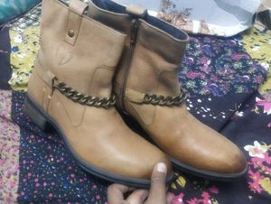 totally new pure leather boots