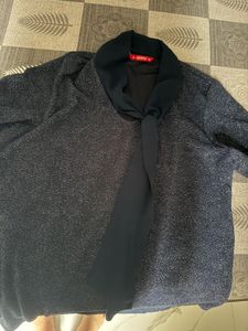 laks*ita shimmery top