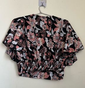 Floral Print Cropped Top