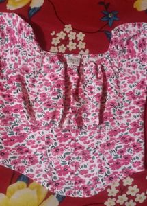 Chic Floral Print Puff Sleeve Top