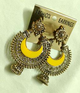 chaand Bali Jhumka Earrings