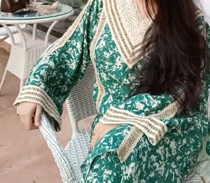 Green Floral Kurta Set with Lace Detailing