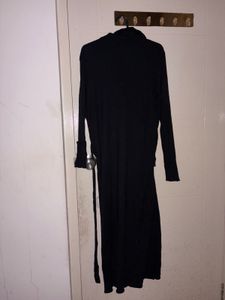 Zara Elegant Black Ribbed Knit Midi Dress