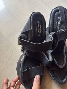 Miss Benett Platform Sandals