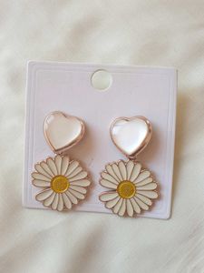 15  Pair Of  Combo Flower Earrings