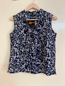 Oomph! Floral Tie Neck Sleeveless Top