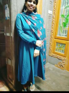 Beautiful Teal Kurta Set with Scarf