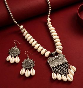Boho Shell &amp; Metal Necklace Set