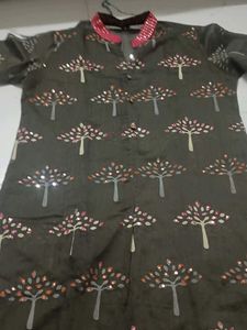 Olive Green Tree Print Kurta