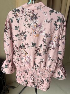 Floral Print Smocked Waist Top