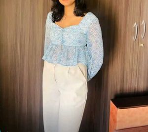 Chic Blue Floral Peplum Top
